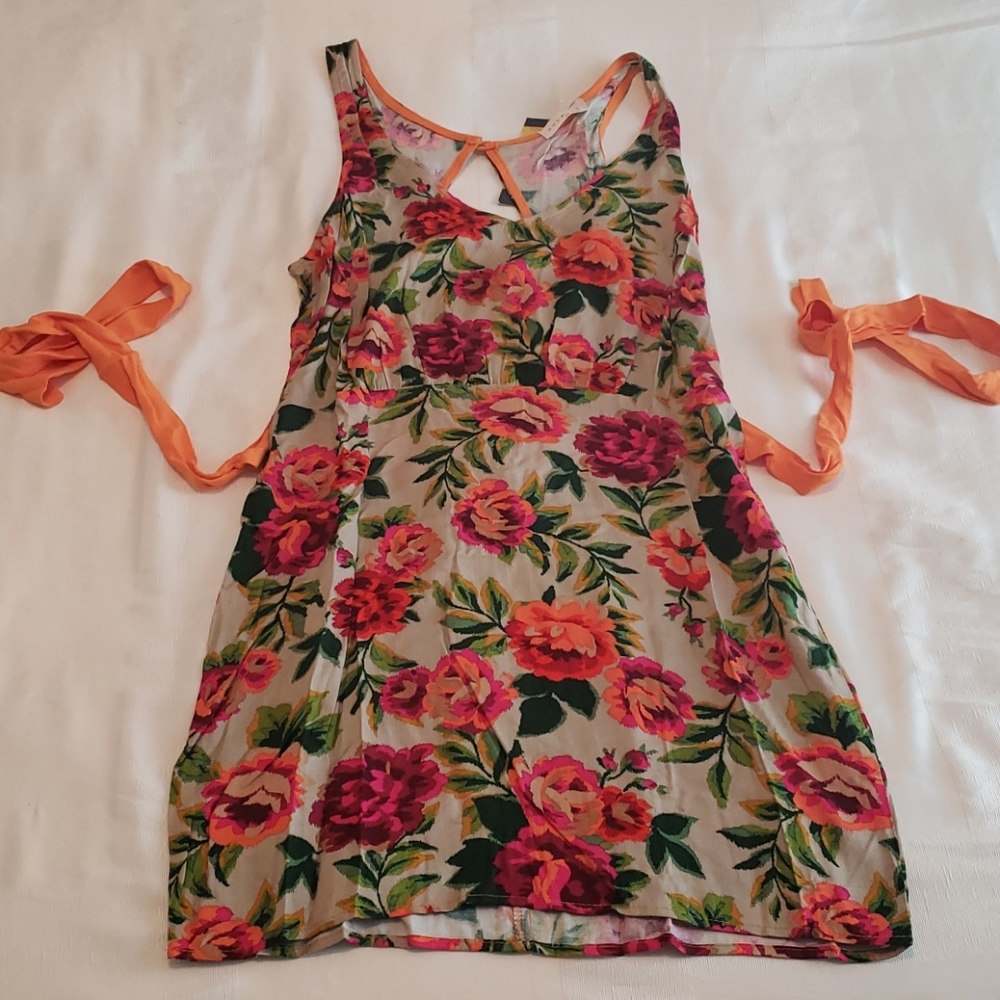 Solemio Backless dress NWT